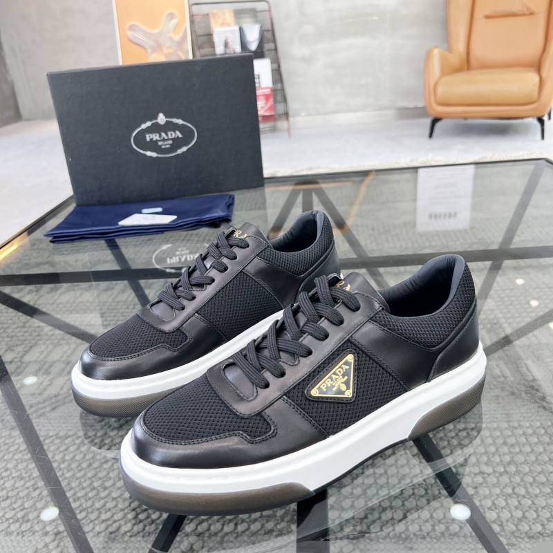 Pra*a casual shoes